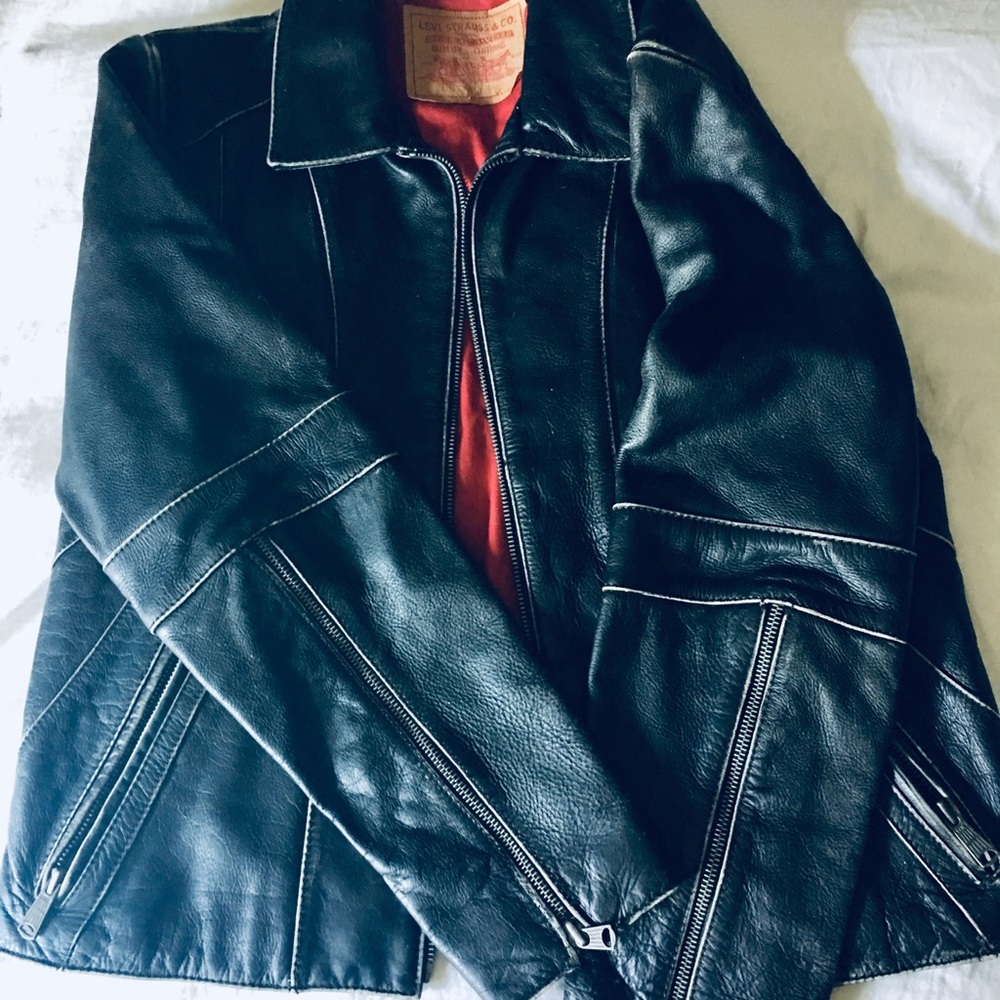 Vintage Levi’s Black leather jacket